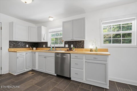 Tiny photo for 415 Michael St, Knoxville, TN 37914 (MLS # 1346695)