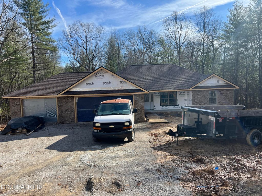 Photo of 183 Natchez Circle, Crossville, TN 38558 (MLS # 1321101)