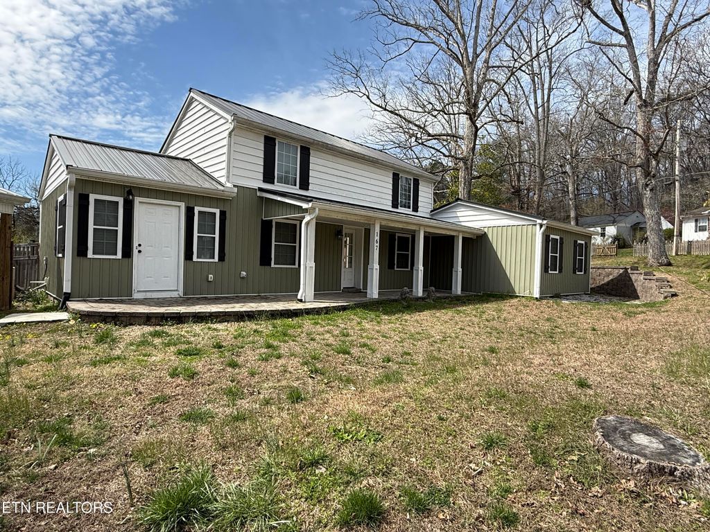Photo of 167 Garden Rd, Norris, TN 37828 (MLS # 1333403)