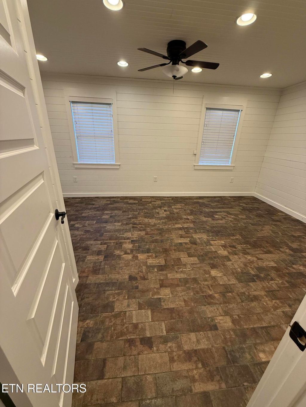 Photo of 167 Garden Rd, Norris, TN 37828 (MLS # 1333403)