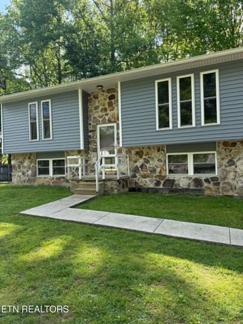 Photo of 713 Petit Lane, Wartburg, TN 37887 (MLS # 1342211)