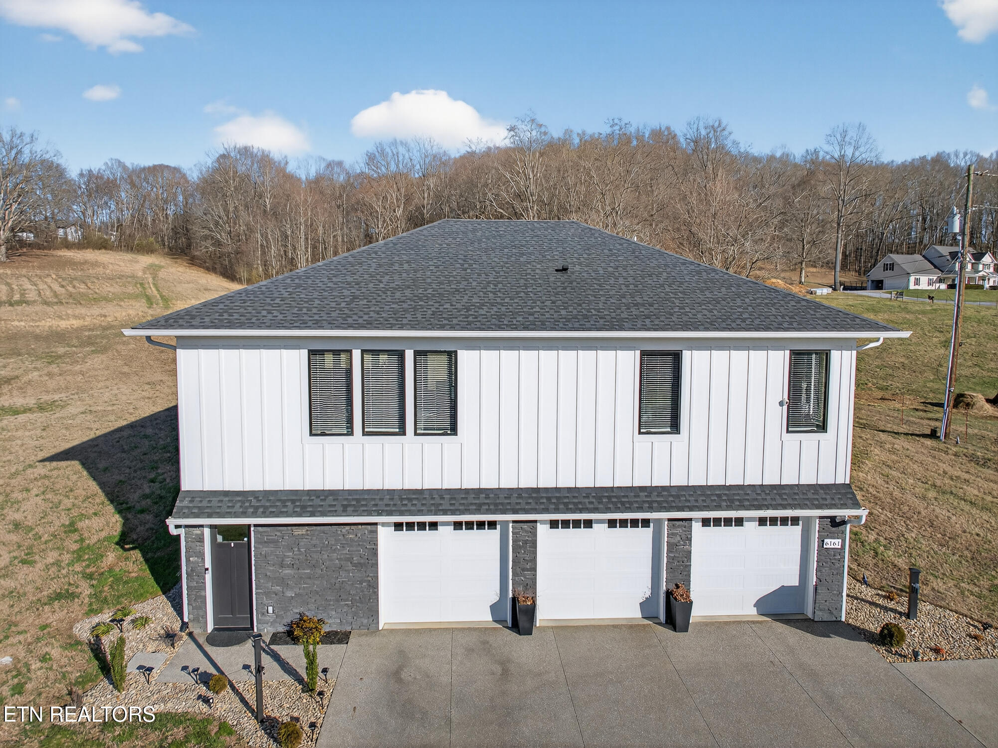 6161 Hiawatha Rd