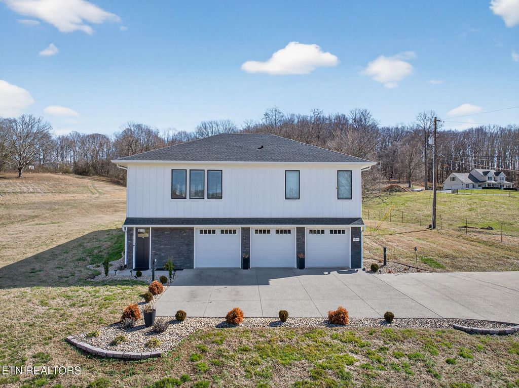 Photo of 6161 Hiawatha Rd, Morristown, TN 37814 (MLS # 1330448)