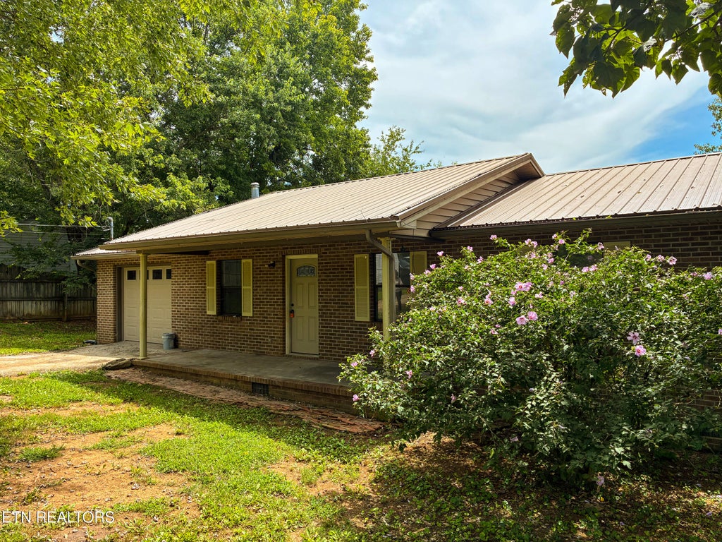 Photo of 514 Betty Lou Drive, New Market, TN 37820 (MLS # 1351865)