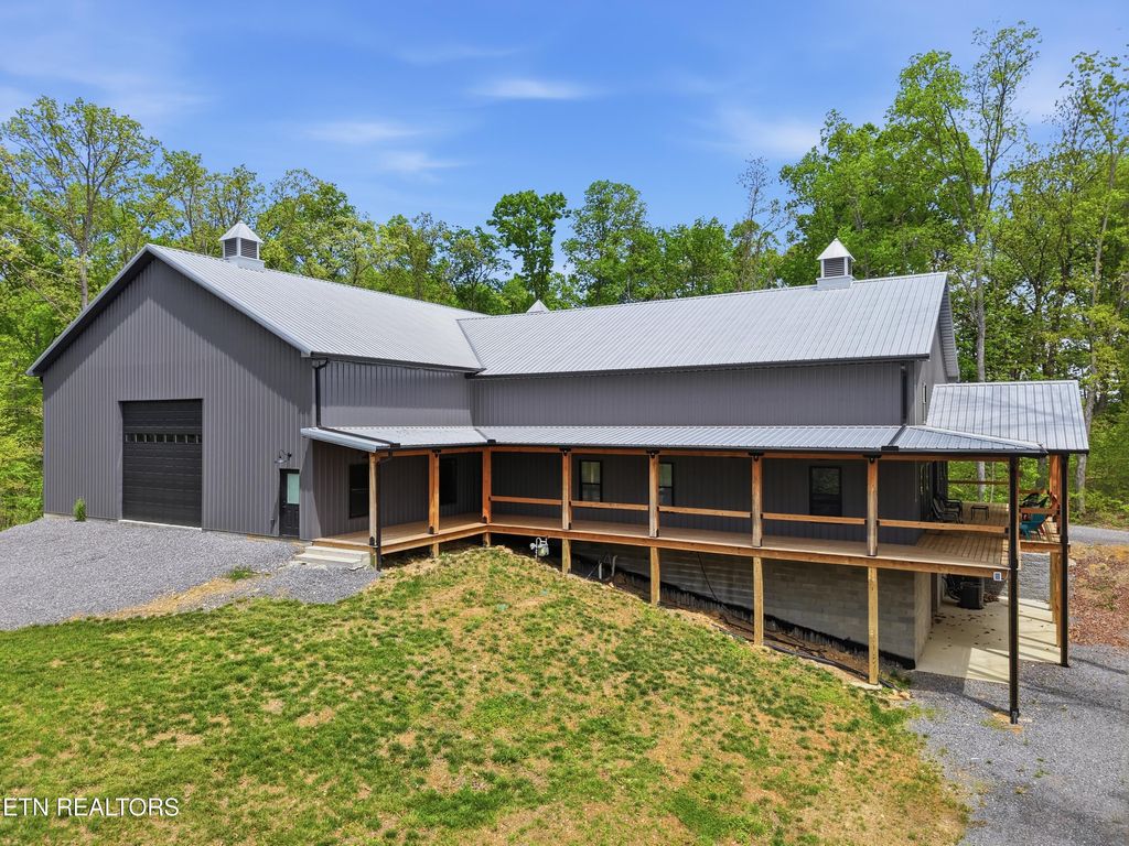 Photo of 103 Martin Court Court, Dandridge, TN 37725 (MLS # 1337648)