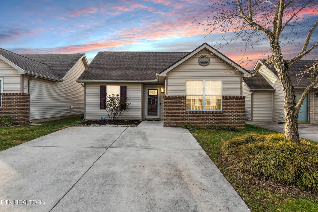 Photo of 5604 Libby Way, Knoxville, TN 37924 (MLS # 1293701)