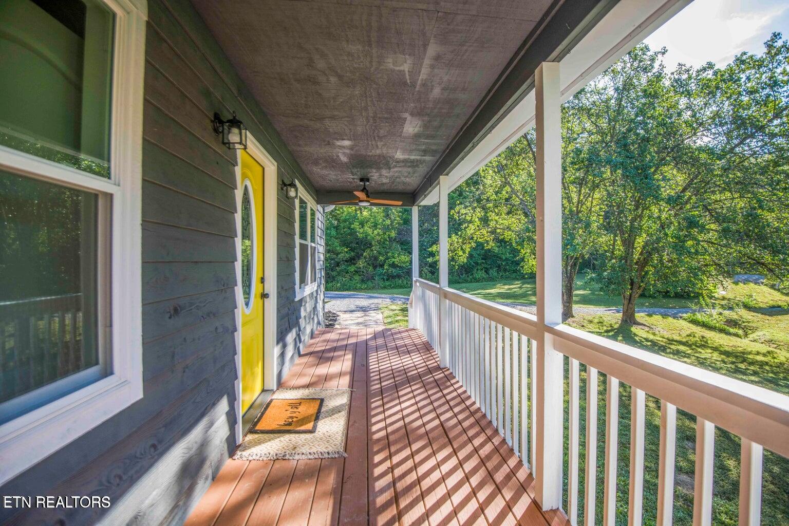 589 Possum Valley Rd