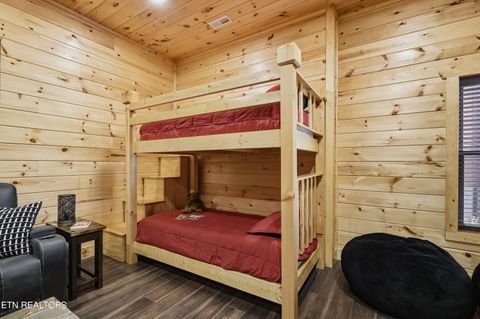 Tiny photo for 686 Stockton Drive, Sevierville, TN 37876 (MLS # 1323085)