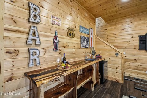 Tiny photo for 686 Stockton Drive, Sevierville, TN 37876 (MLS # 1323085)