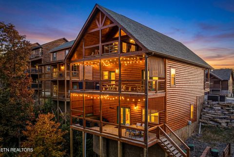 Photo of 686 Stockton Drive, Sevierville, TN 37876 (MLS # 1323085)