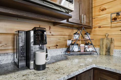 Tiny photo for 686 Stockton Drive, Sevierville, TN 37876 (MLS # 1323085)