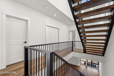 Tiny photo for 3974 Midland Ave, Knoxville, TN 37919 (MLS # 1334987)