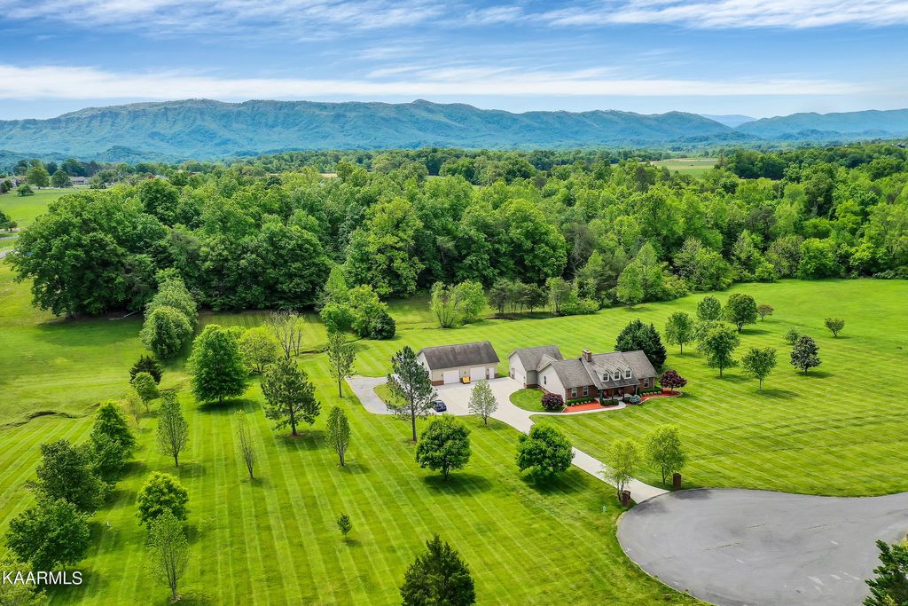 Photo of 1069 Lola Lane, Walland, TN 37886 (MLS # 1226898)