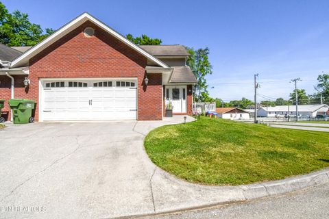 Photo of 213 Tekoa Way, Maryville, TN 37804 (MLS # 1341012)