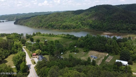 Photo of 3271 Highway 360, Vonore, TN 37885 (MLS # 1360369)