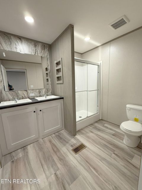 Tiny photo for 596 Old Long Hollow Rd, LaFollette, TN 37766 (MLS # 1324544)