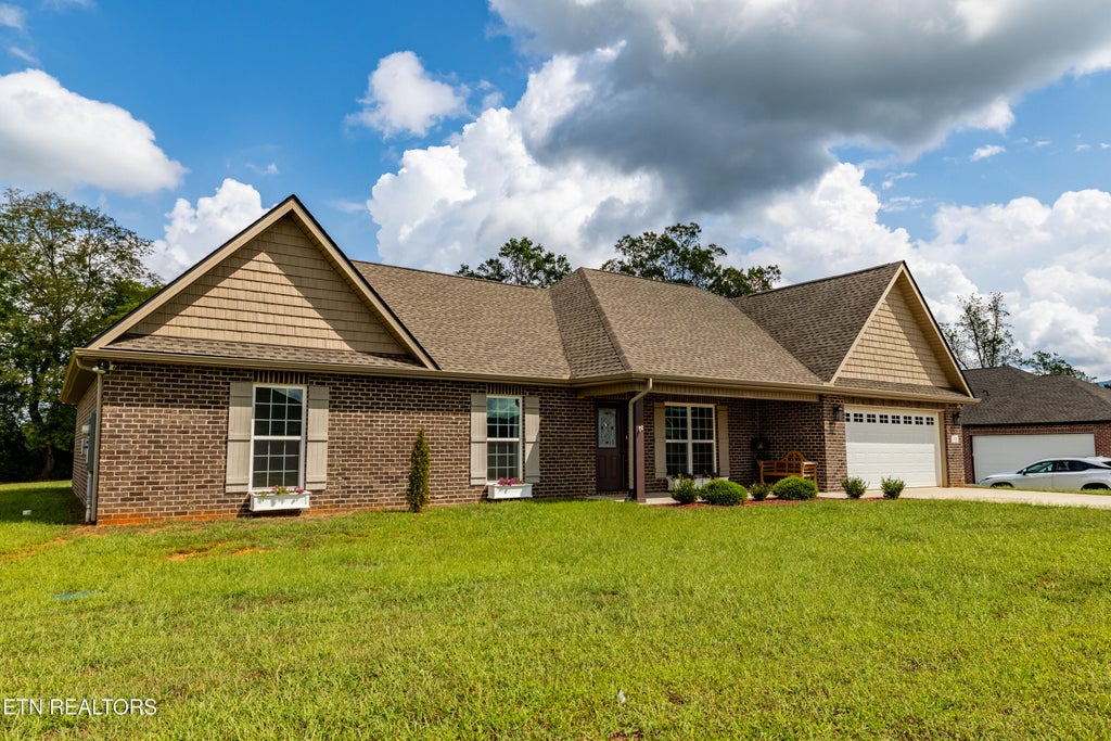 Photo of 1920 Griffitts Mill Circle, Maryville, TN 37803 (MLS # 1356714)