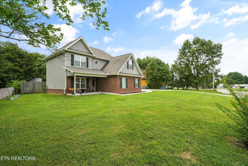 Photo of 138 S Old Glory Rd, Maryville, TN 37801 (MLS # 1350613)