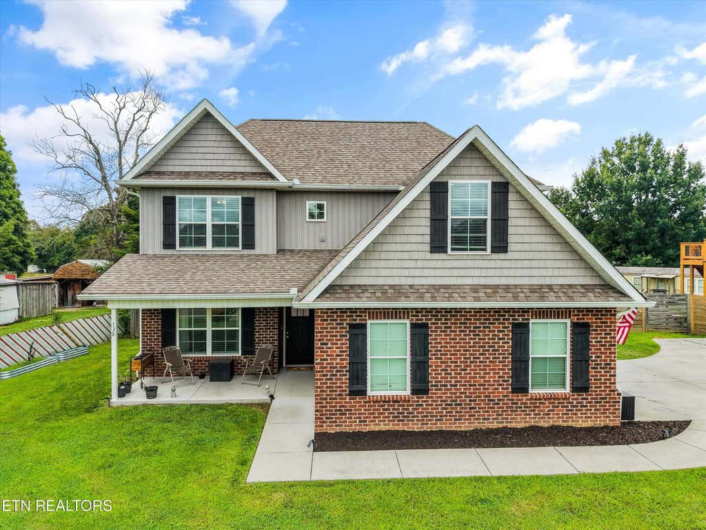 Photo of 138 S Old Glory Rd, Maryville, TN 37801 (MLS # 1350613)