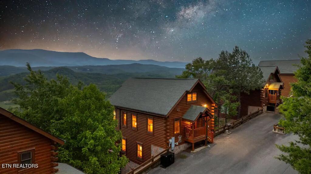 Photo of 2971 Legacy Vista Drive, Sevierville, TN 37876 (MLS # 1344200)