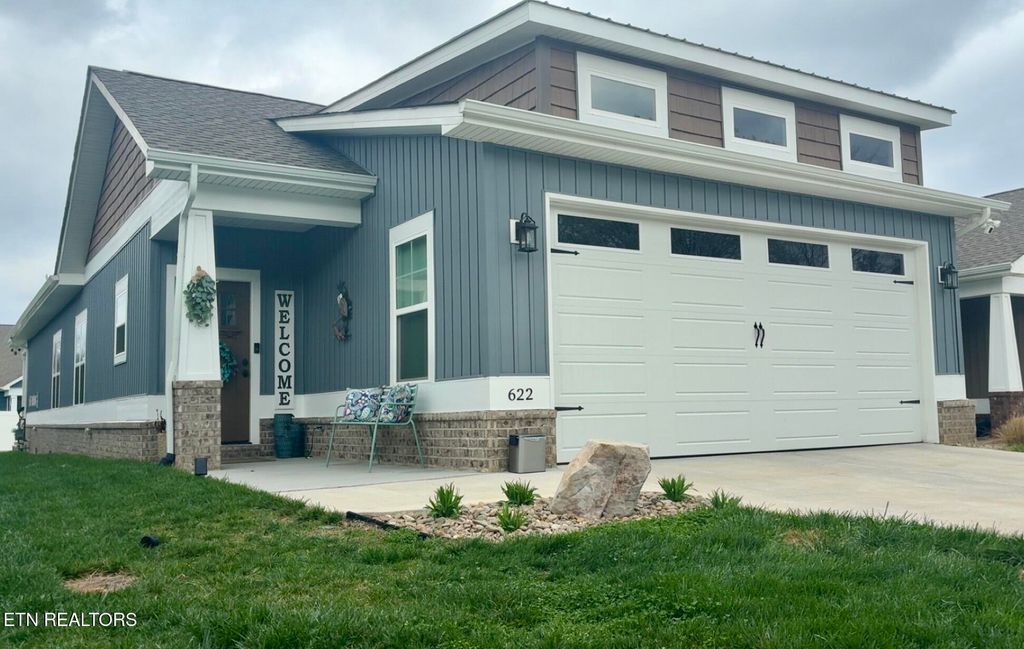 Photo of 622 Johnson Estate Lane, Sevierville, TN 37862 (MLS # 1332319)