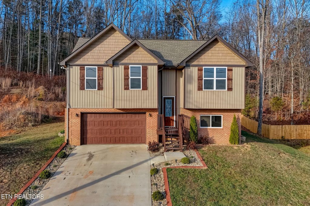 Photo of 320 Signet Lane, Maynardville, TN 37807 (MLS # 1247954)