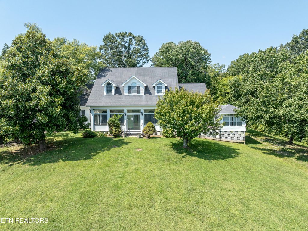 Photo of 1208 Ratledge Rd, Friendsville, TN 37737 (MLS # 1315778)