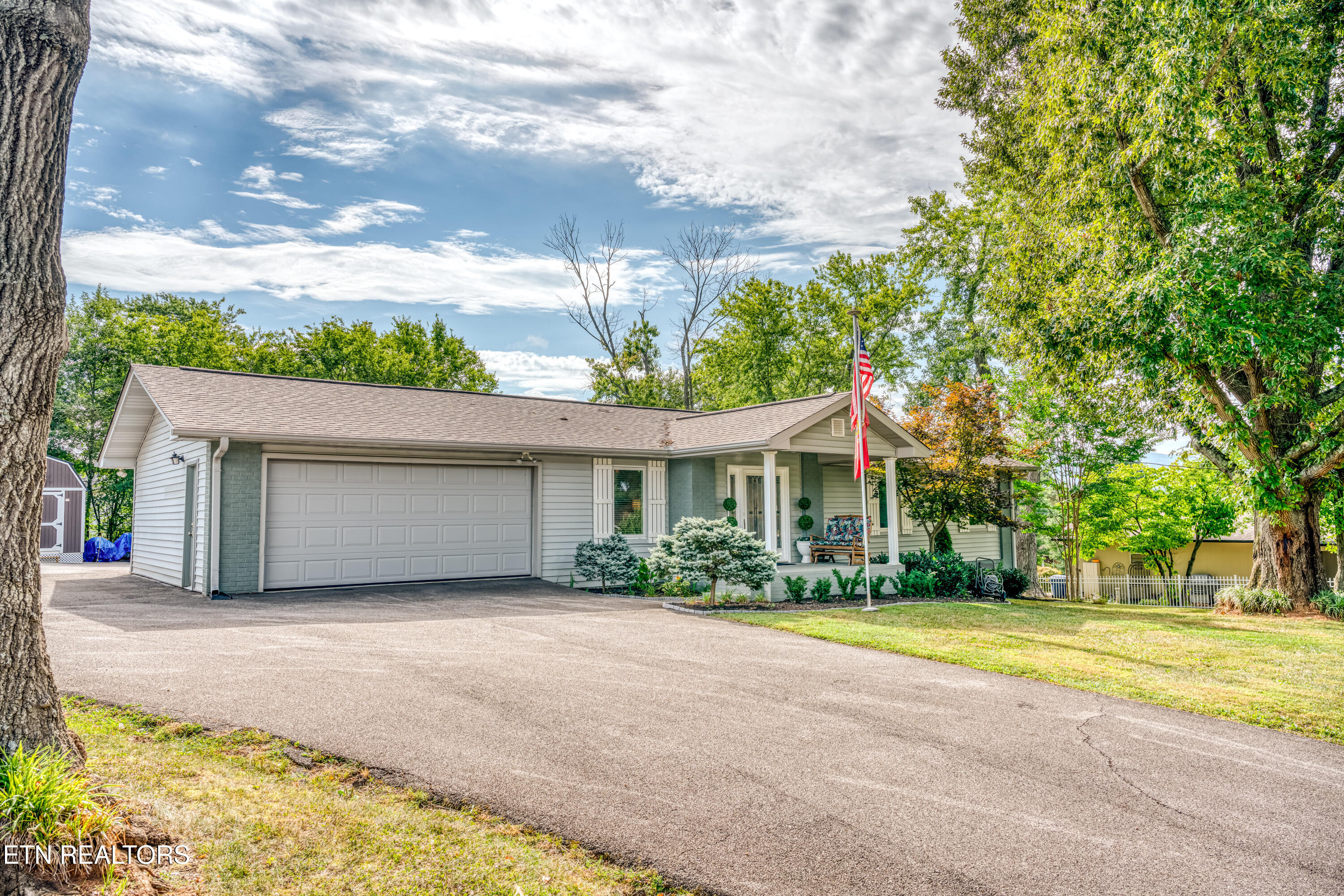 269 Mohawk Circle