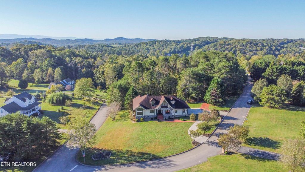 Photo of 135 Bluffton Rd, Friendsville, TN 37737 (MLS # 1279004)