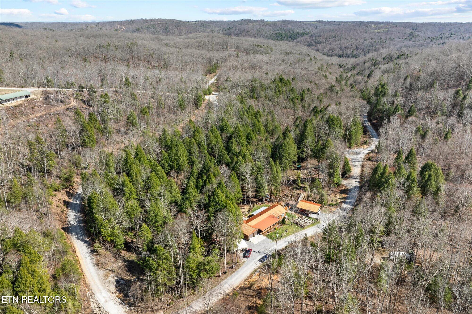 5135 Wolf Branch Lane
