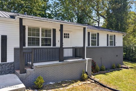 Tiny photo for 651 Prentice St, Crossville, TN 38555 (MLS # 1339304)