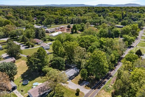 Tiny photo for 651 Prentice St, Crossville, TN 38555 (MLS # 1339304)