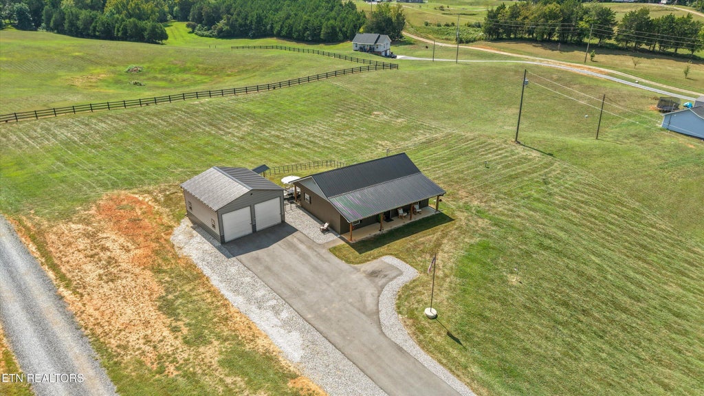 Photo of 1131 Fate Rankin Rd, Jefferson City, TN 37760 (MLS # 1354209)