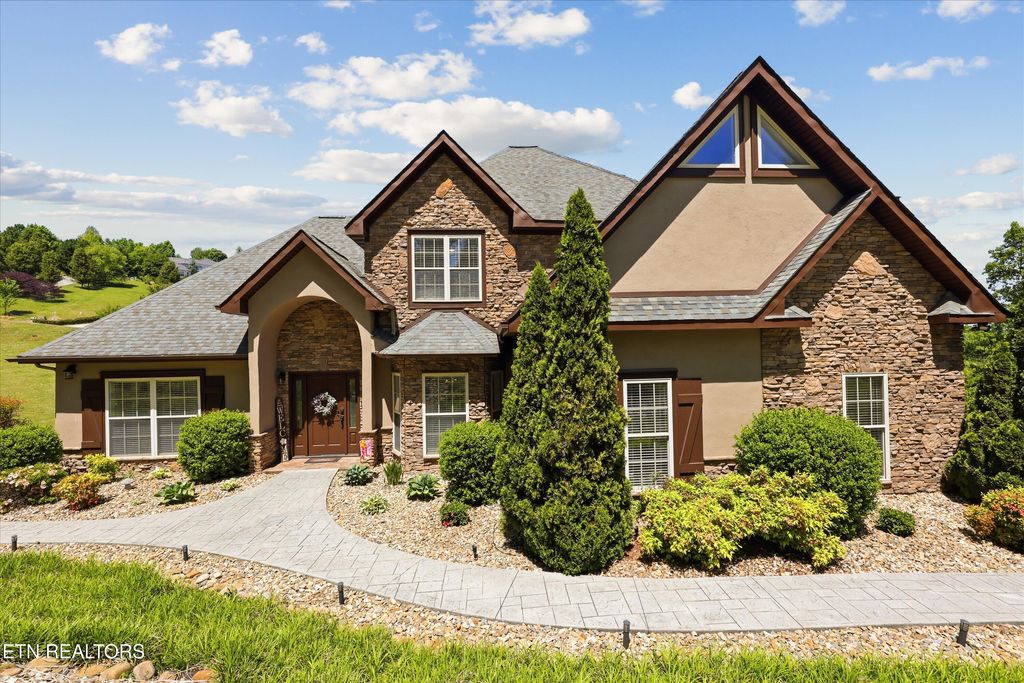 Photo of 3419 Bentwood Drive, Kodak, TN 37764 (MLS # 1338009)