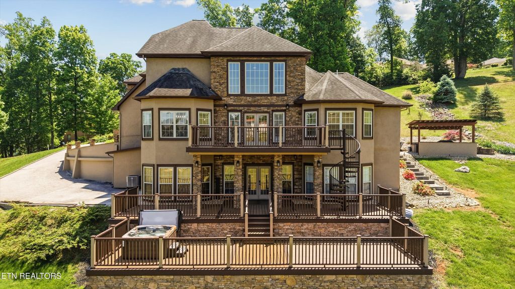 Photo of 3419 Bentwood Drive, Kodak, TN 37764 (MLS # 1338009)