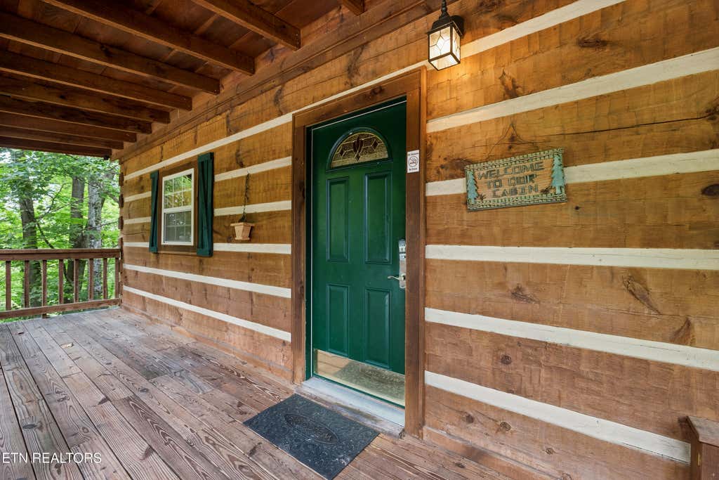 Photo of 745 Hazy Circle, Gatlinburg, TN 37738 (MLS # 1348541)