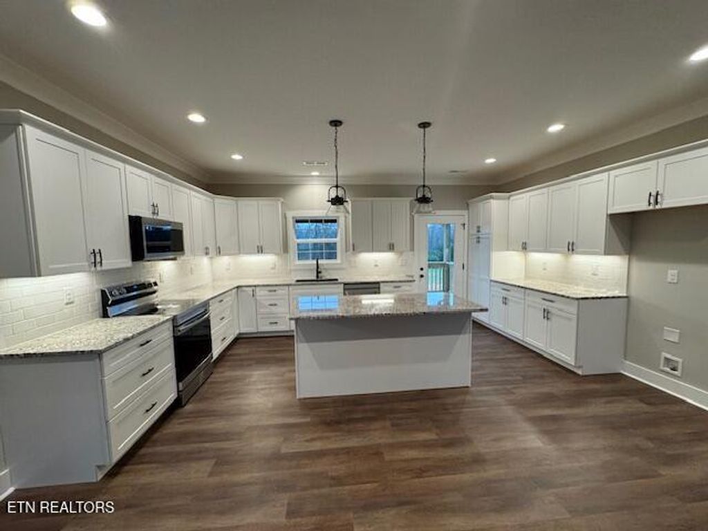 Photo of 1040 Pathways Drive, Seymour, TN 37865 (MLS # 1319228)