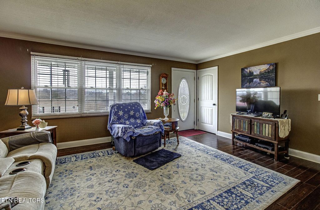 Photo of 700 Netherton Drive, Madisonville, TN 37354 (MLS # 1293111)