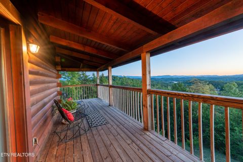 936 Buck Way Sevierville TN 37876