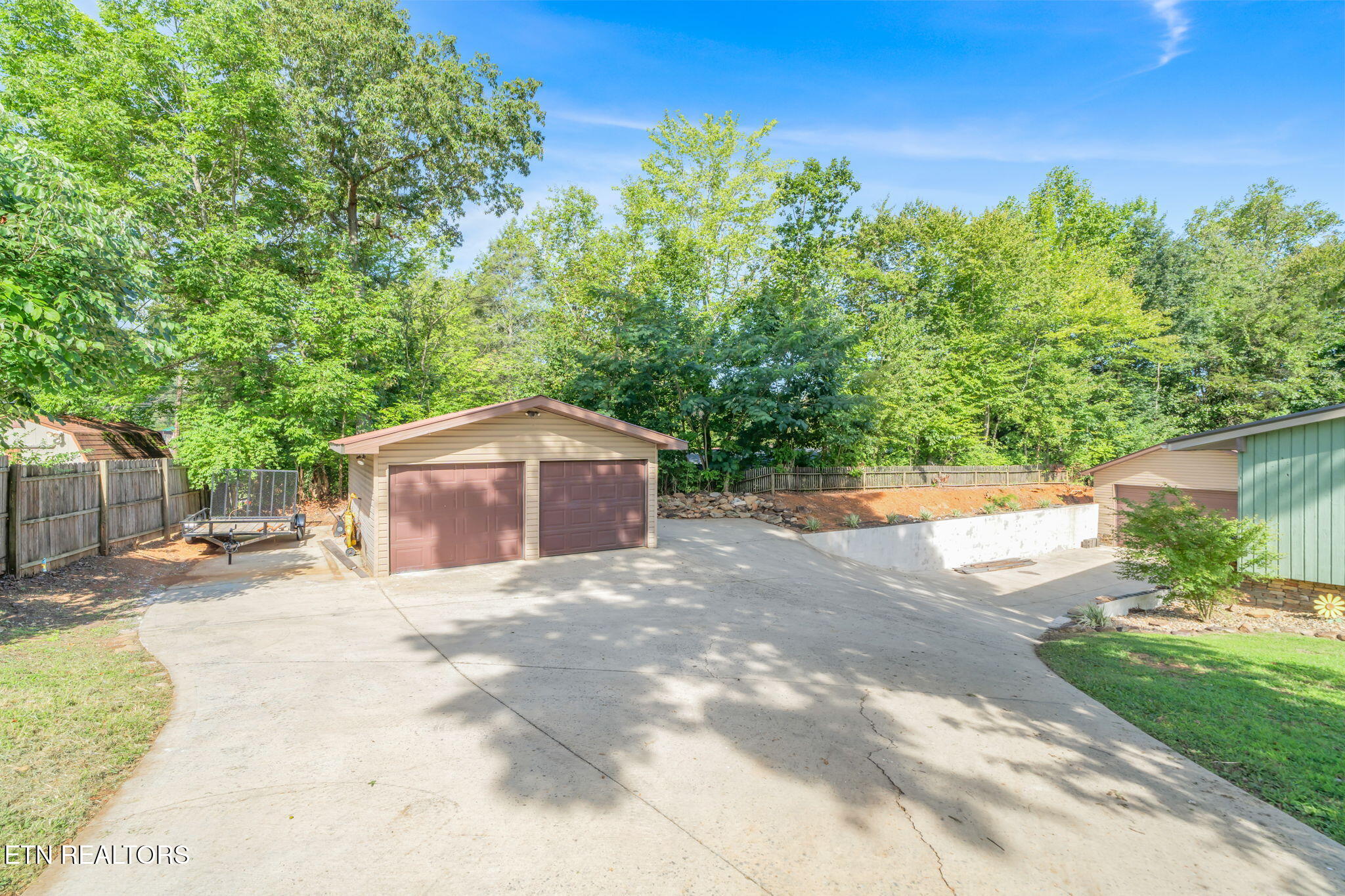 828 Sargent Drive