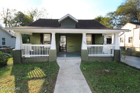Photo of 1200 Connecticut Ave, Knoxville, TN 37921 (MLS # 1318314)