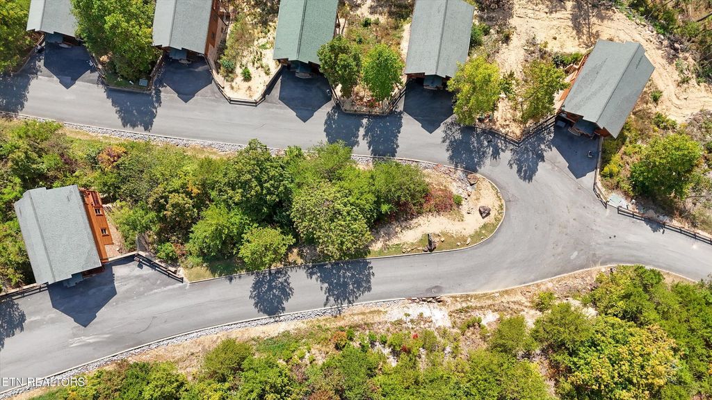 Photo of 2954 Legacy Vista Drive, Sevierville, TN 37876 (MLS # 1319660)