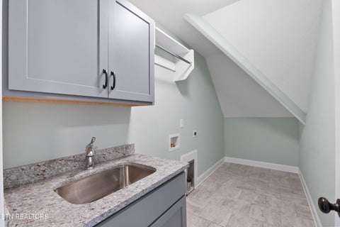 Tiny photo for 10051 Fox Cove Rd, Knoxville, TN 37922 (MLS # 1360082)