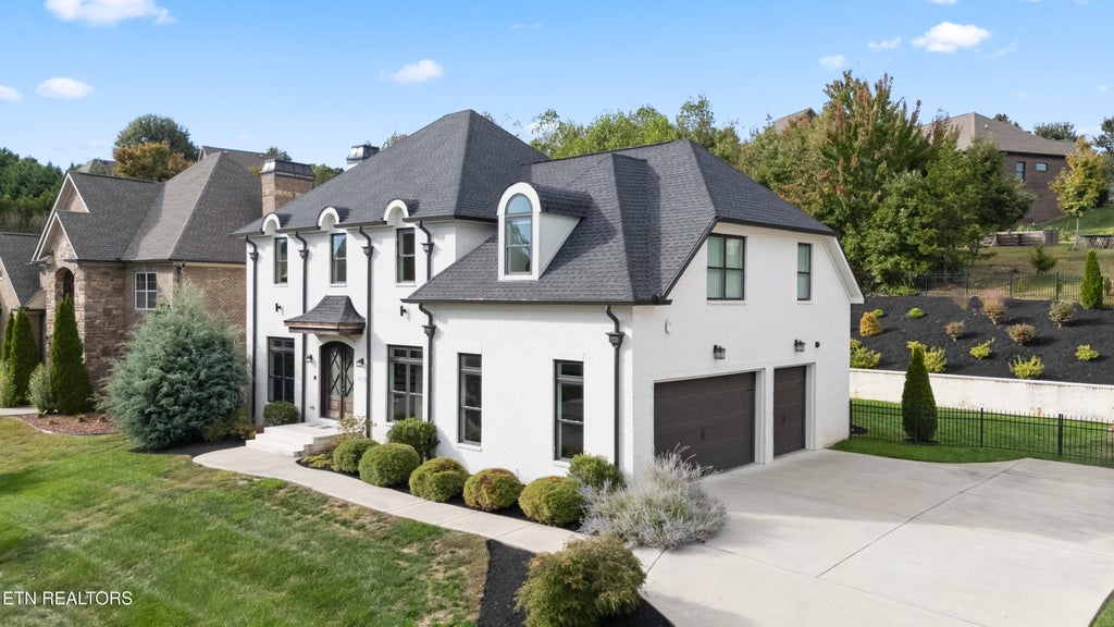 Photo of 10051 Fox Cove Rd, Knoxville, TN 37922 (MLS # 1360082)