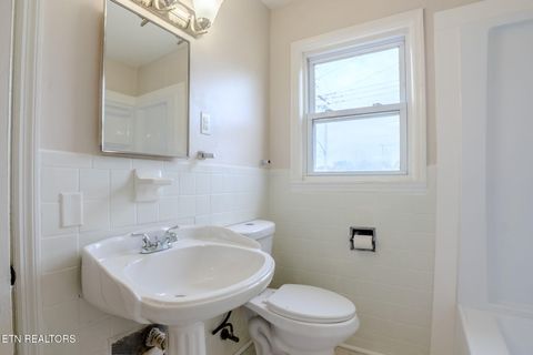 Tiny photo for 301 S Mary St, Knoxville, TN 37914 (MLS # 1317864)