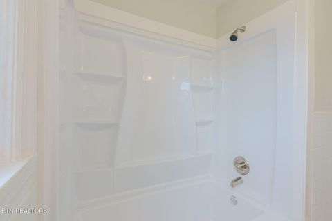 Tiny photo for 301 S Mary St, Knoxville, TN 37914 (MLS # 1317864)