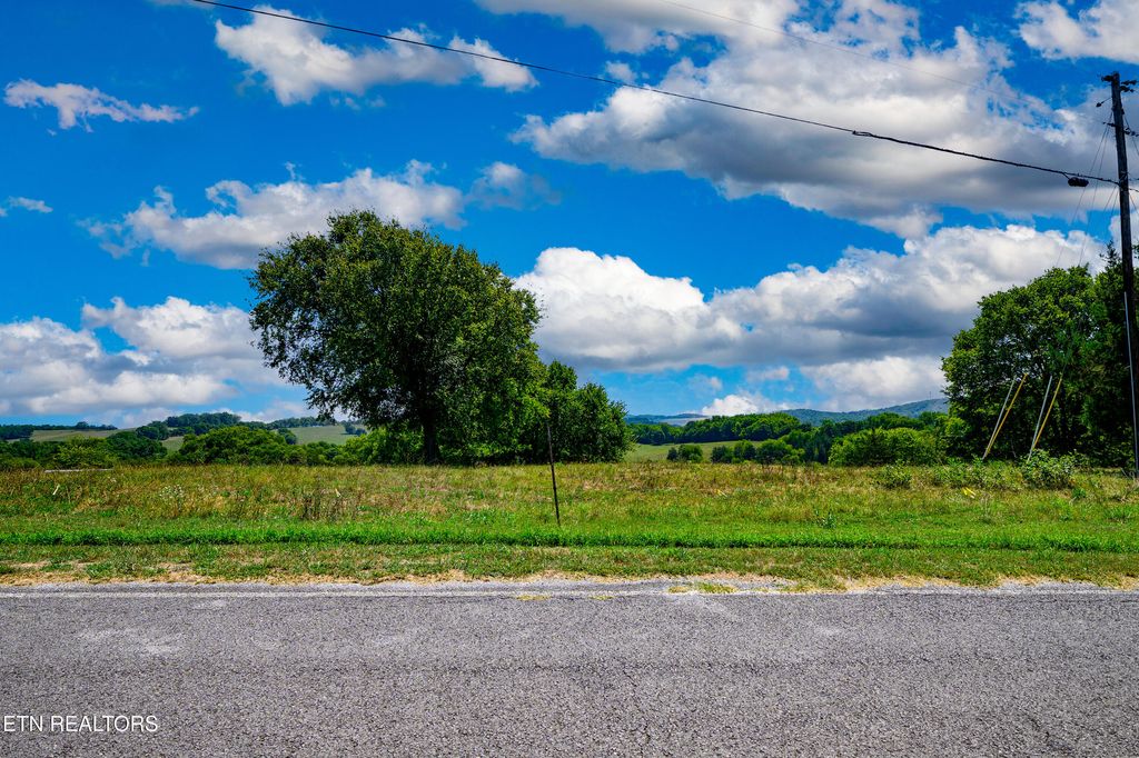 Photo of Beard Rd Lot 5, Strawberry Plains, TN 37871 (MLS # 1311625)