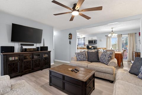 Tiny photo for 30 Oak St, Crossville, TN 38555 (MLS # 1323621)