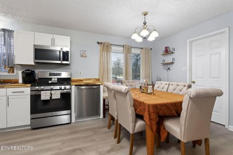 Tiny photo for 30 Oak St, Crossville, TN 38555 (MLS # 1323621)