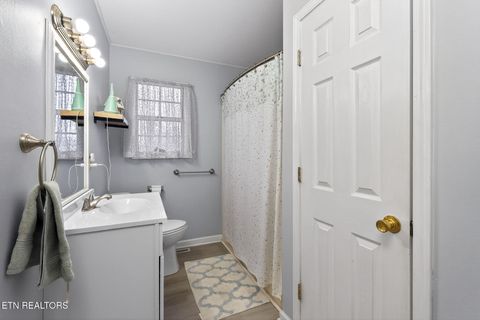 Tiny photo for 30 Oak St, Crossville, TN 38555 (MLS # 1323621)